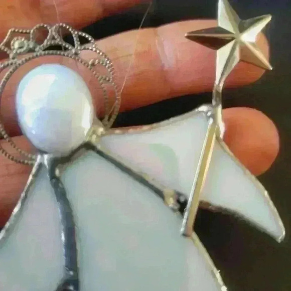 Christmas 🎄 white stained  glass angel - Picture 3 of 3